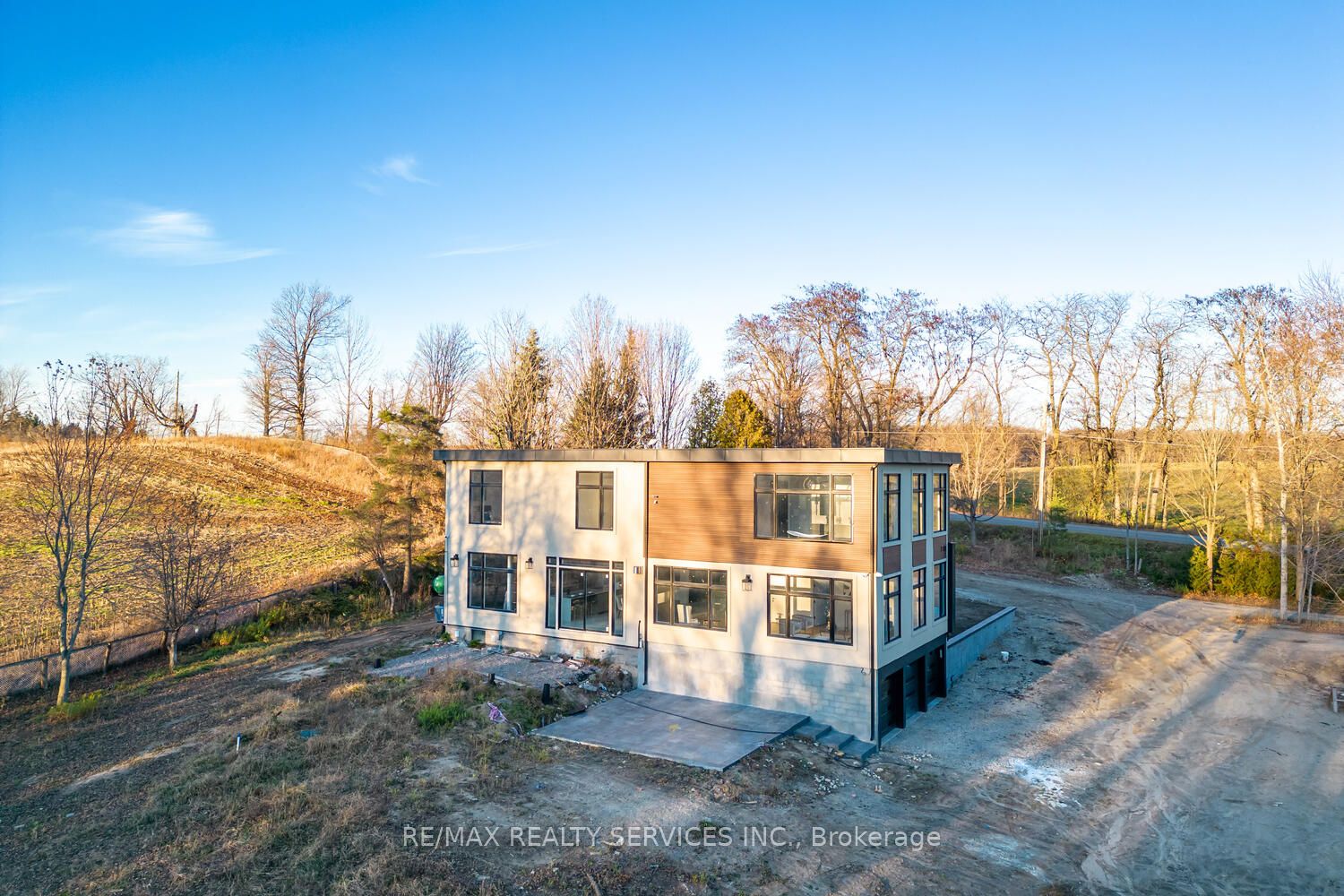 15206 Bramalea Rd