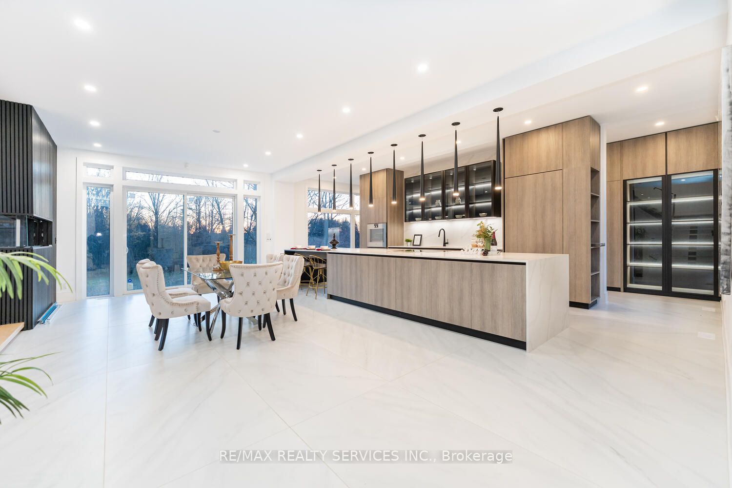 15206 Bramalea Rd