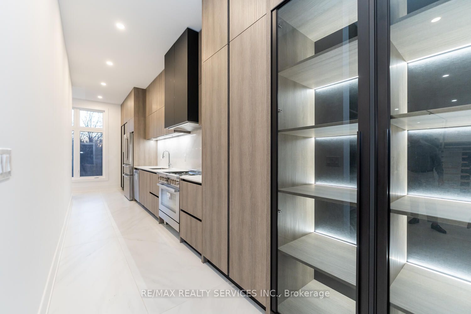 15206 Bramalea Rd