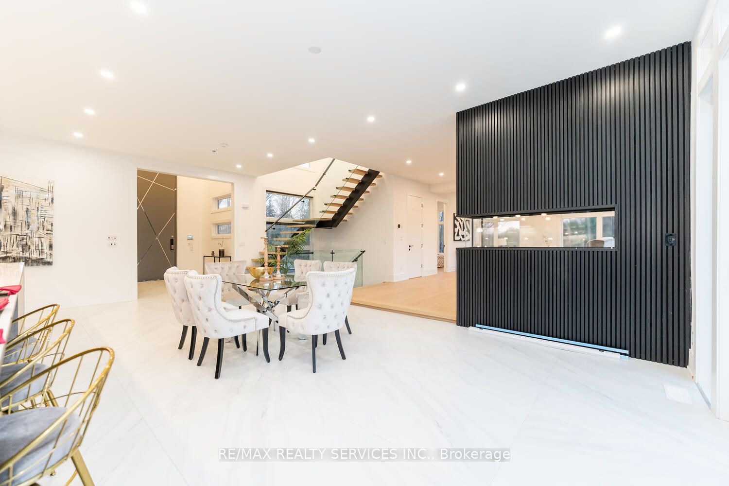 15206 Bramalea Rd