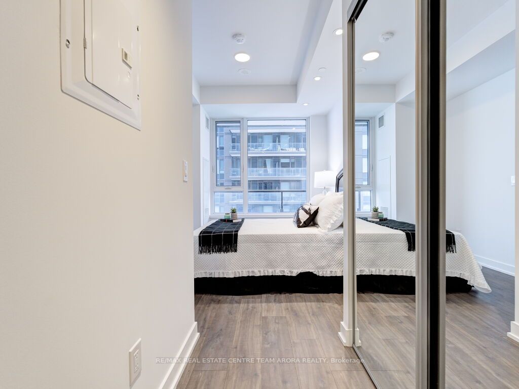 1928 Lakeshore W Blvd, #3603