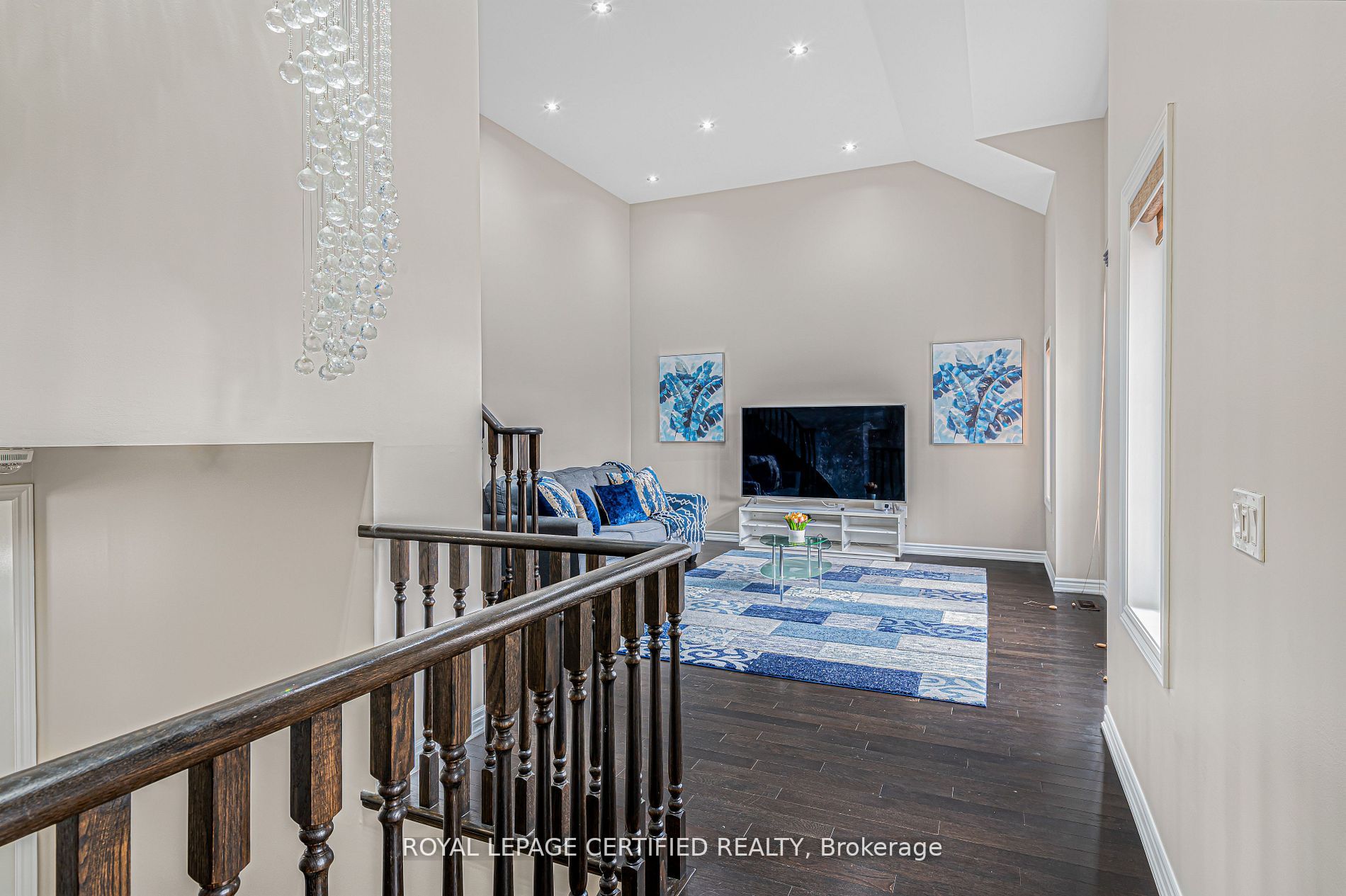 11 Brethby Street