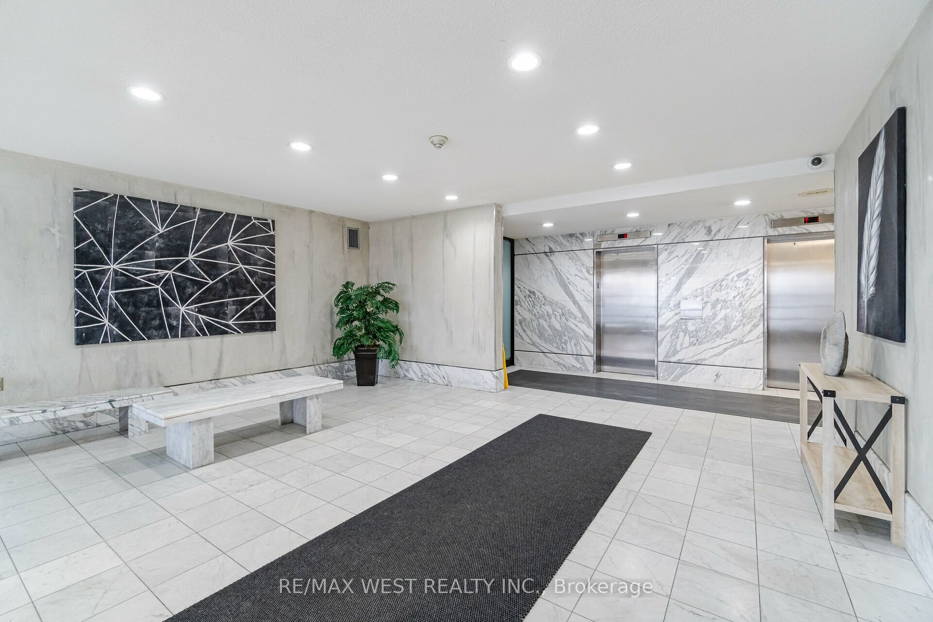2835 Islington Ave, #515