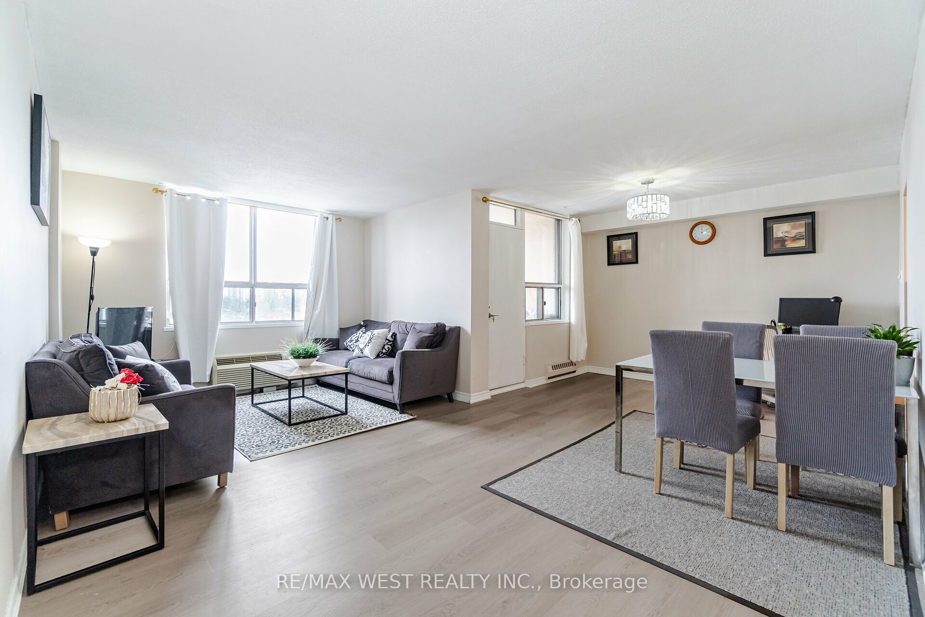 2835 Islington Ave, #515