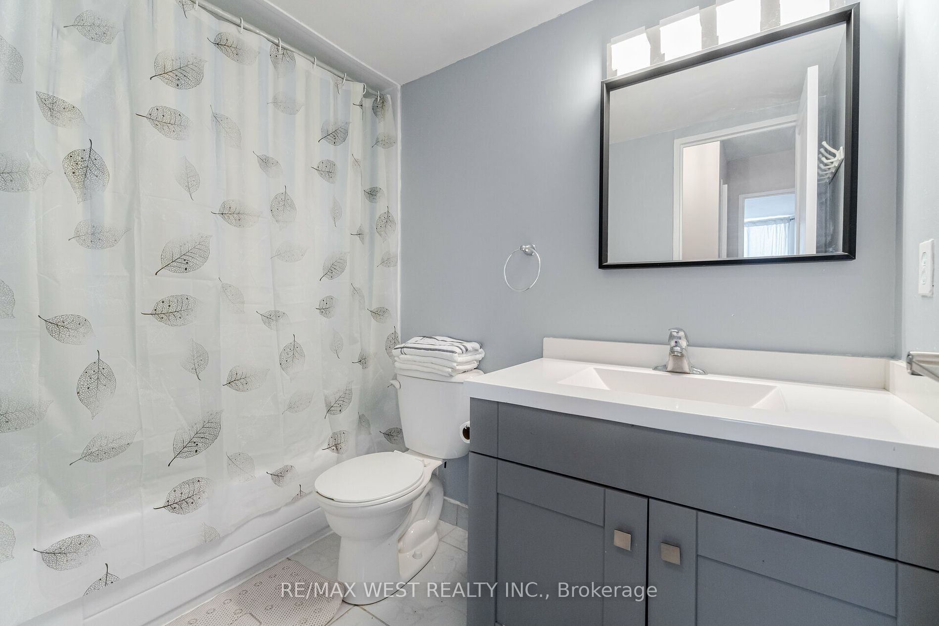2835 Islington Ave, #515