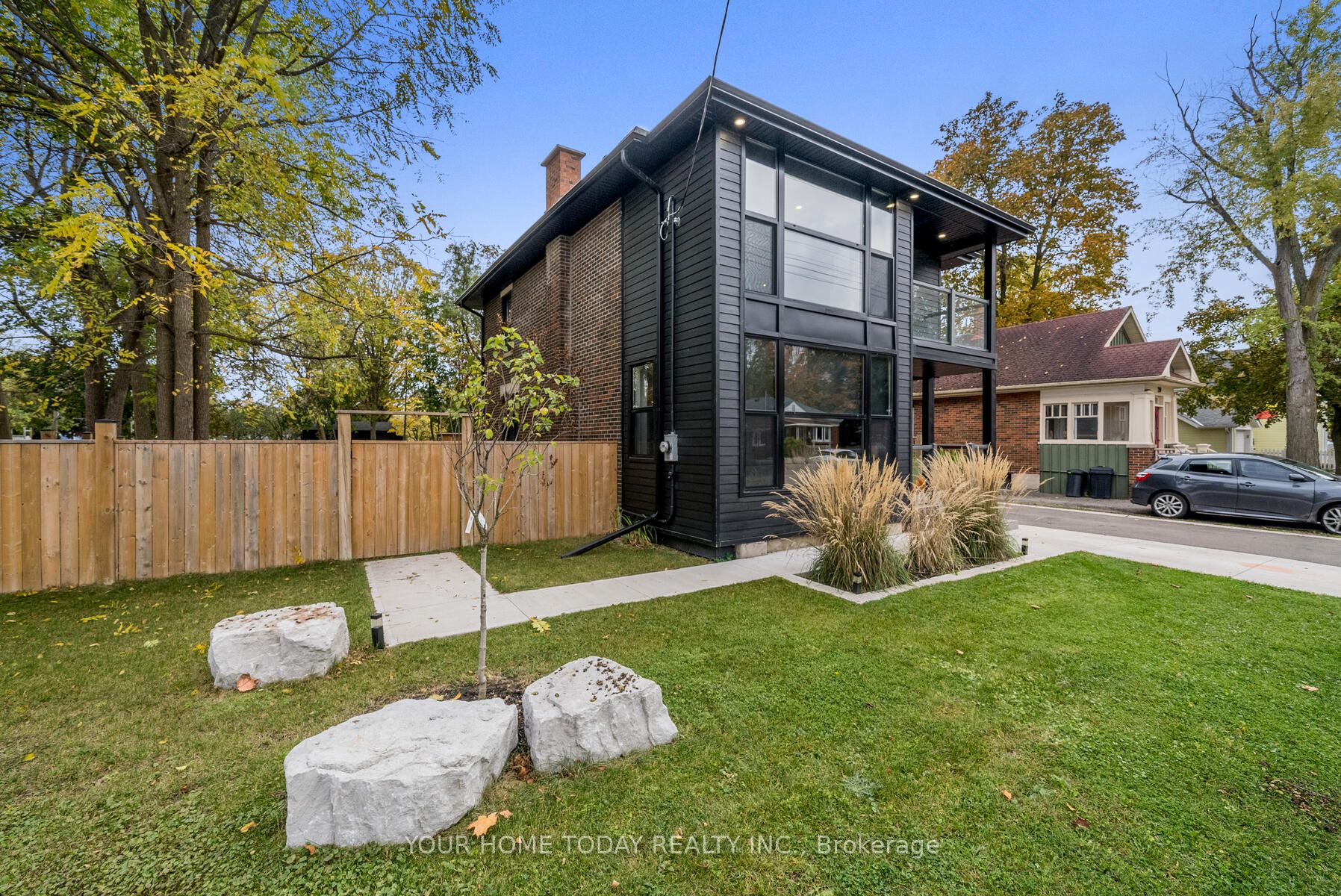 214 Mill Street E