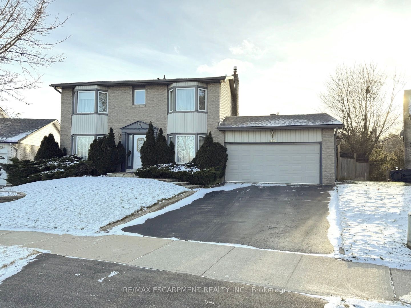 1454 Westbury Ave