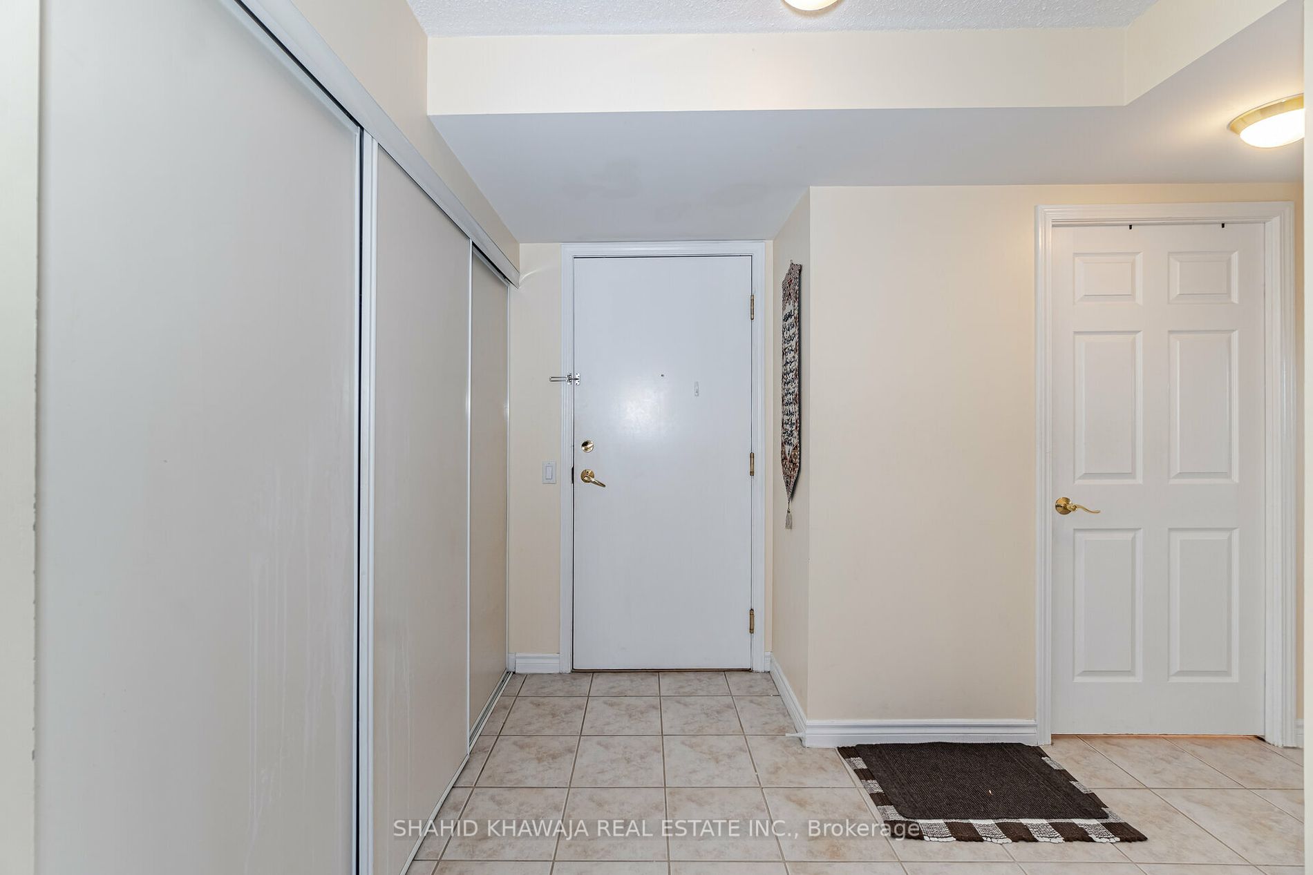 35 Kingsbridge Garden Circ, #1612