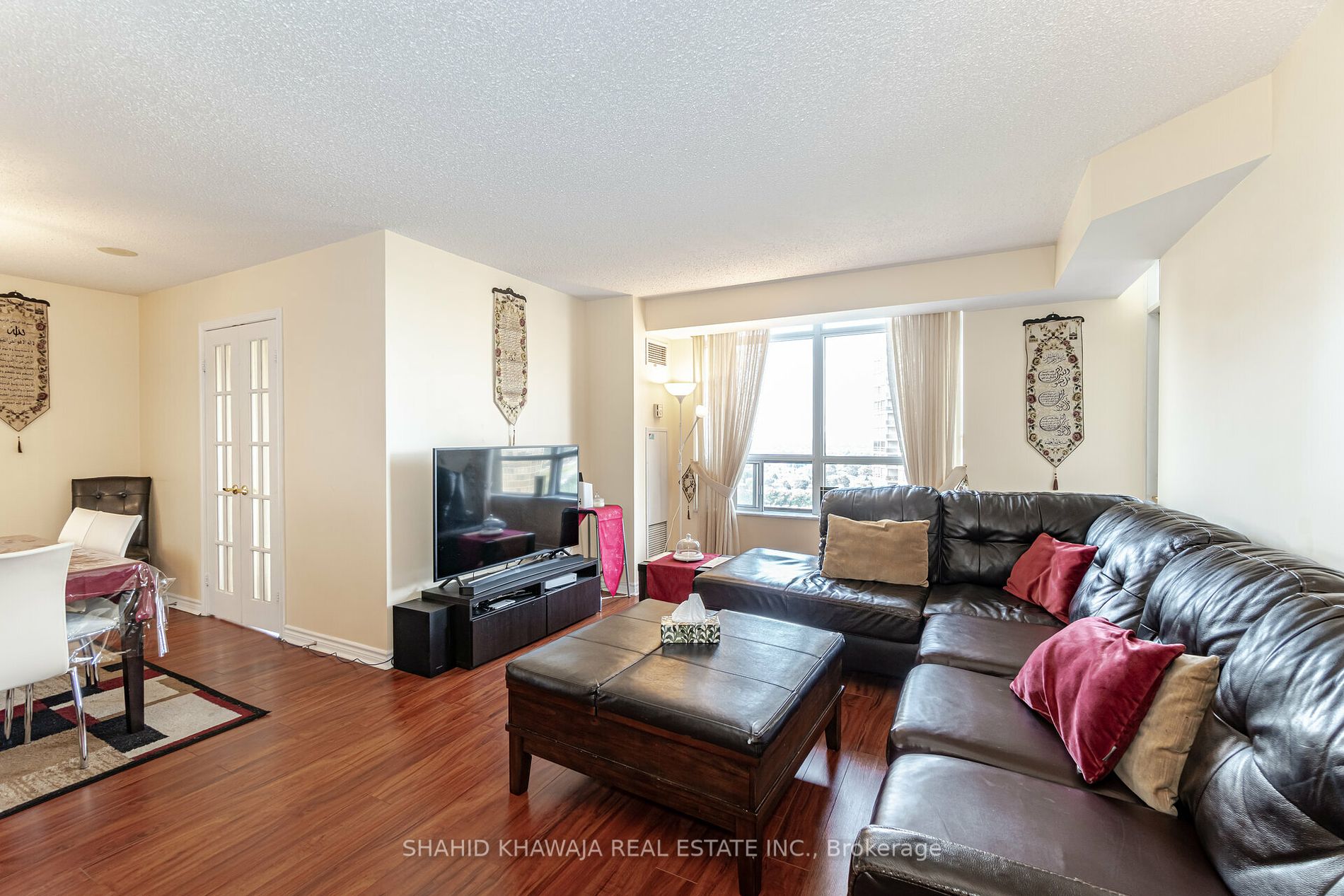35 Kingsbridge Garden Circ, #1612