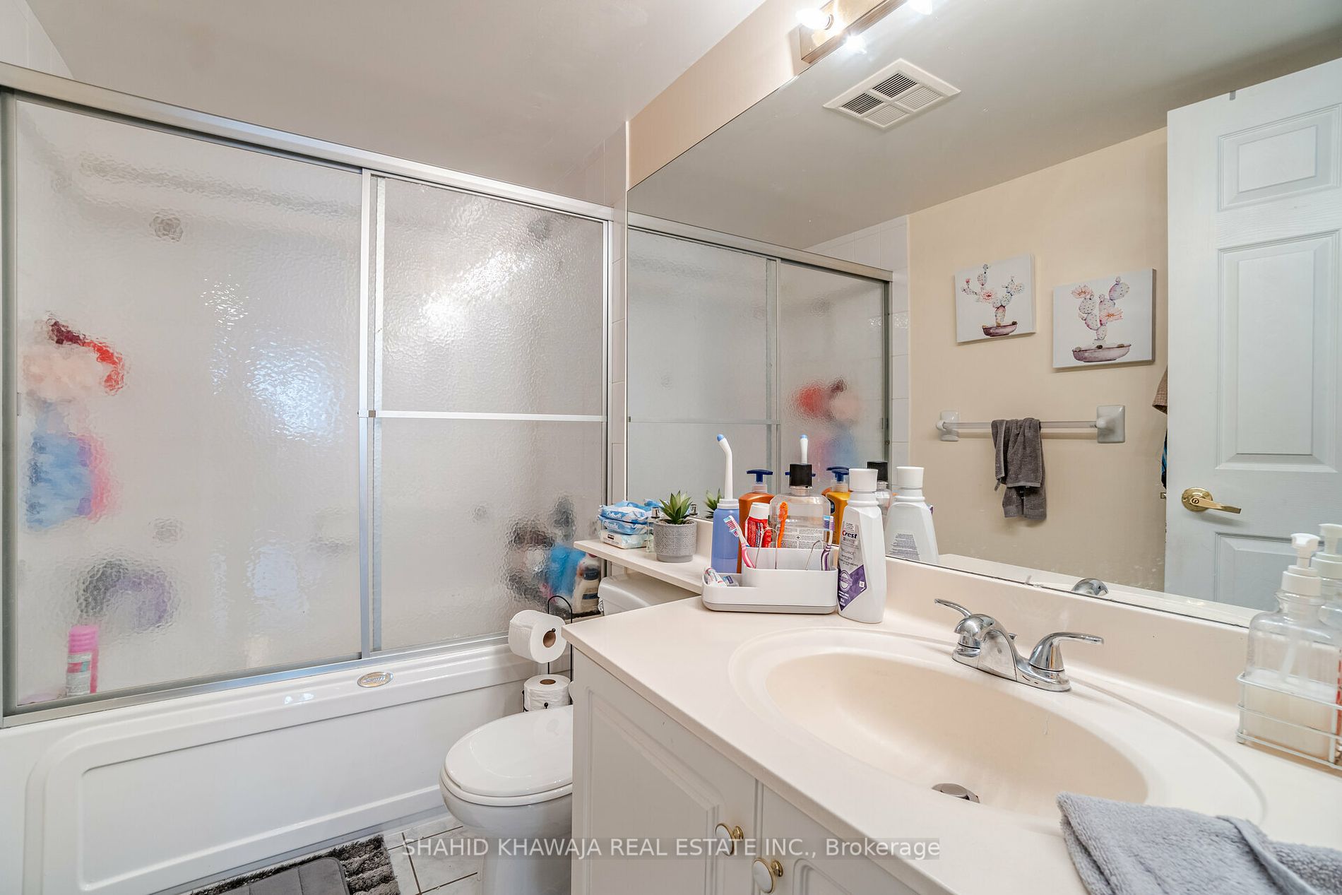 35 Kingsbridge Garden Circ, #1612