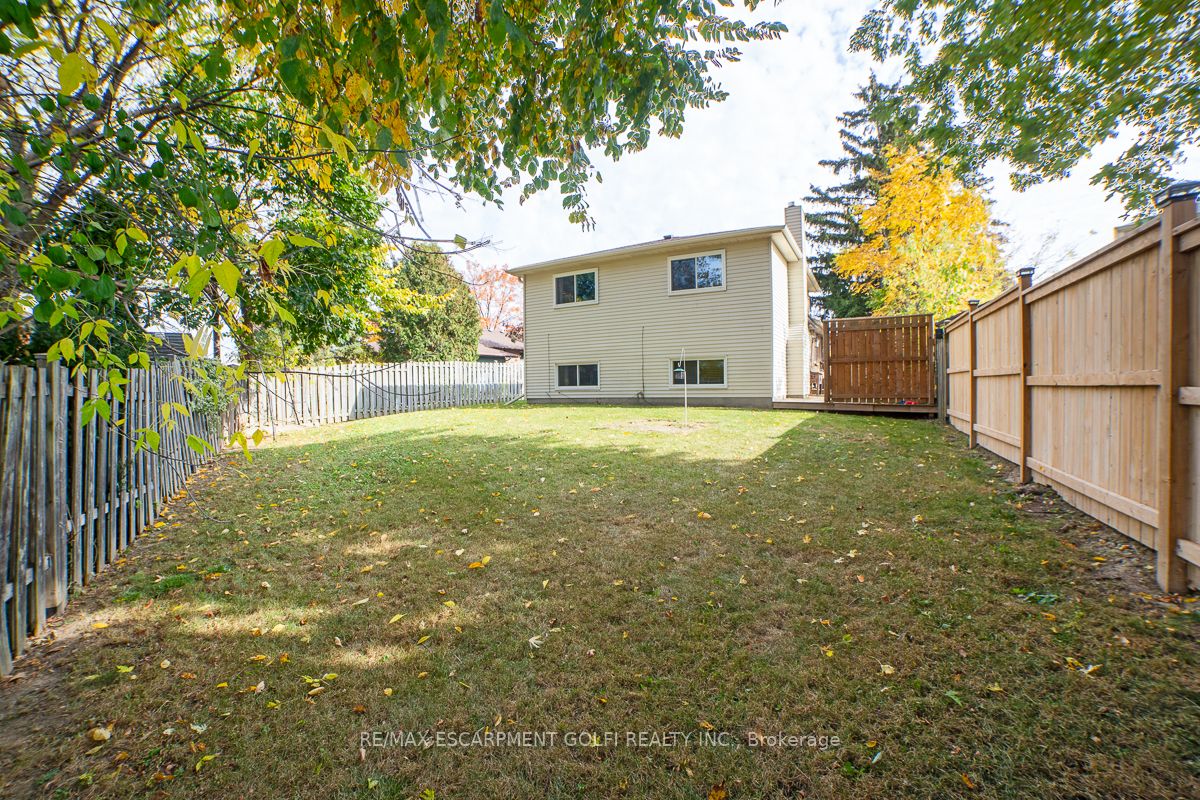 48 Rexway Drive