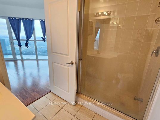 60 Absolute Avenue, #5203