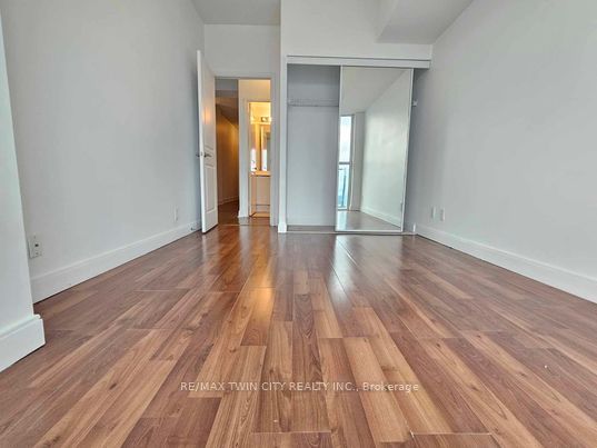 60 Absolute Avenue, #5203