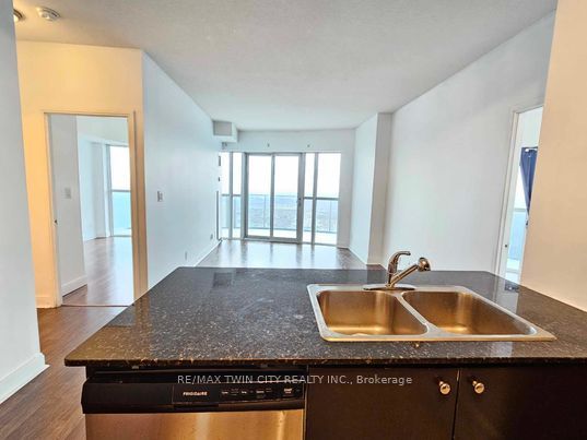 60 Absolute Avenue, #5203