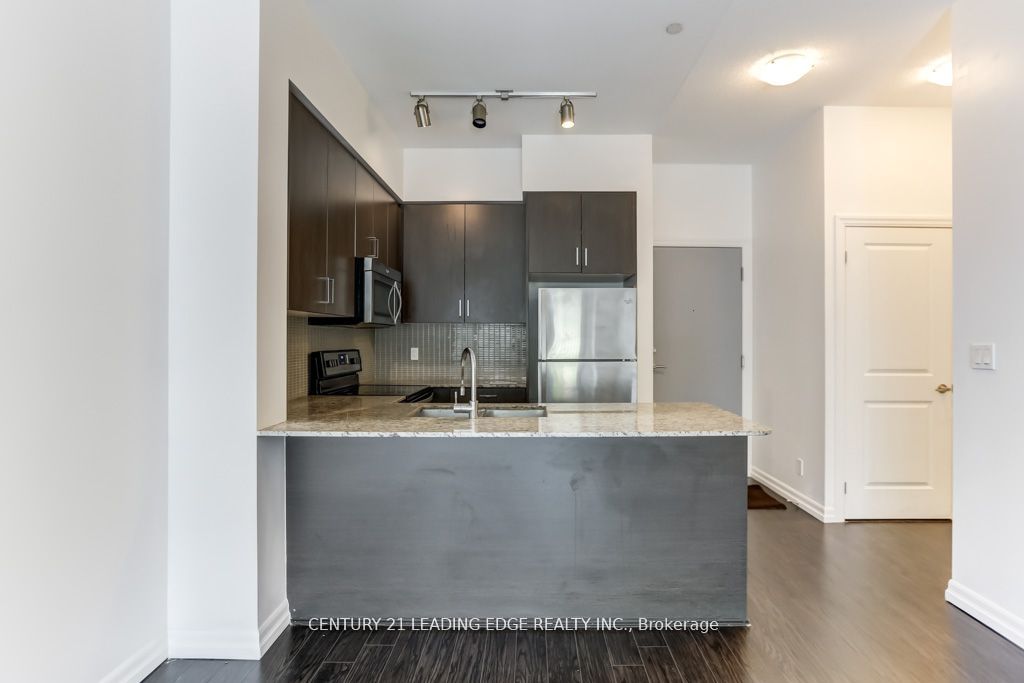 80 ESTHER LORRIE Drive, #107