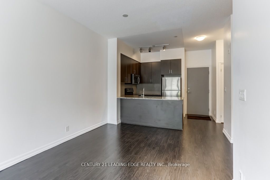 80 ESTHER LORRIE Drive, #107
