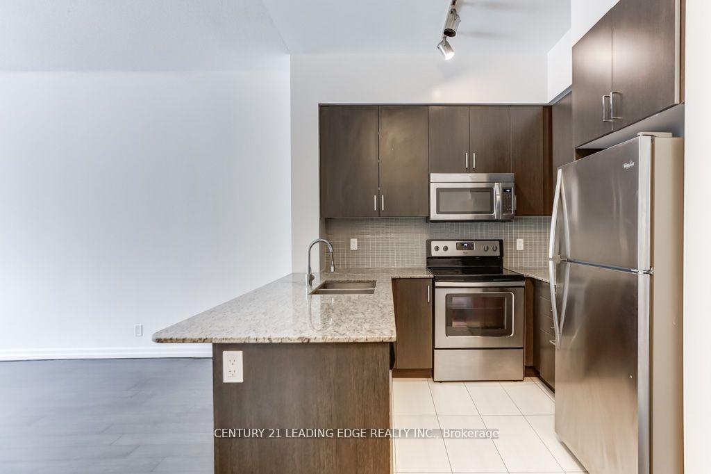 80 ESTHER LORRIE Drive, #107