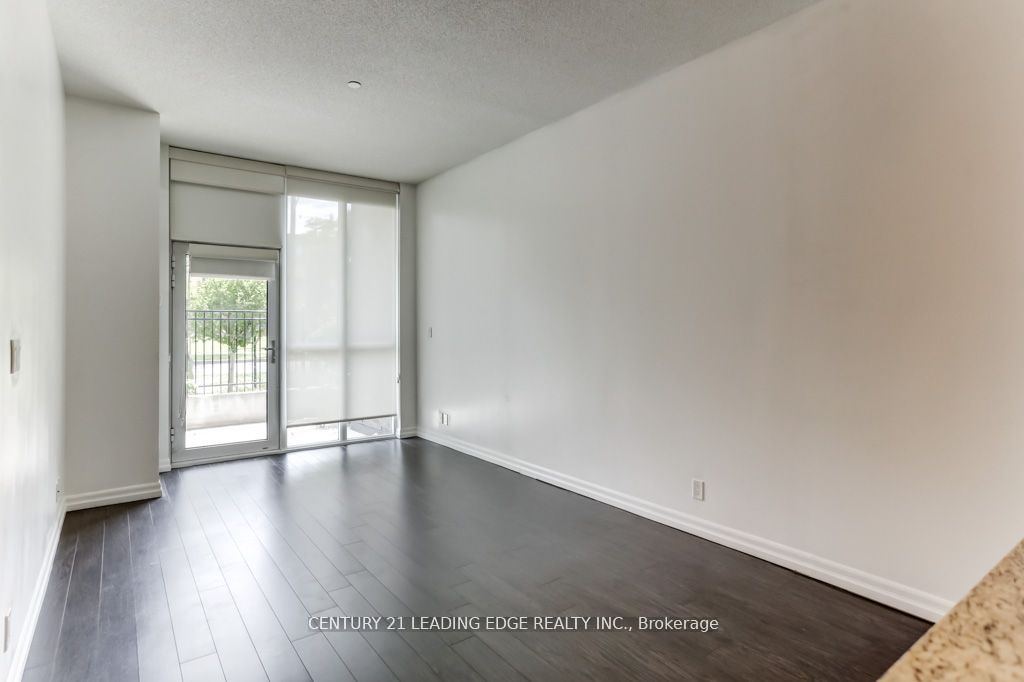 80 ESTHER LORRIE Drive, #107