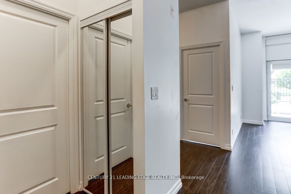 80 ESTHER LORRIE Drive, #107