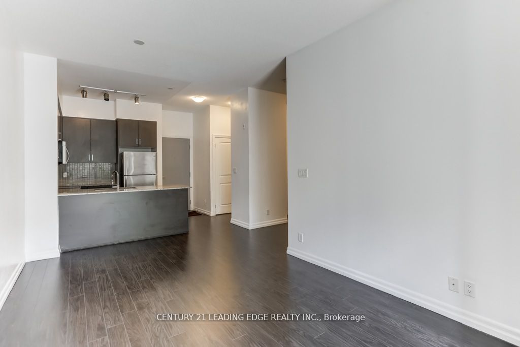 80 ESTHER LORRIE Drive, #107