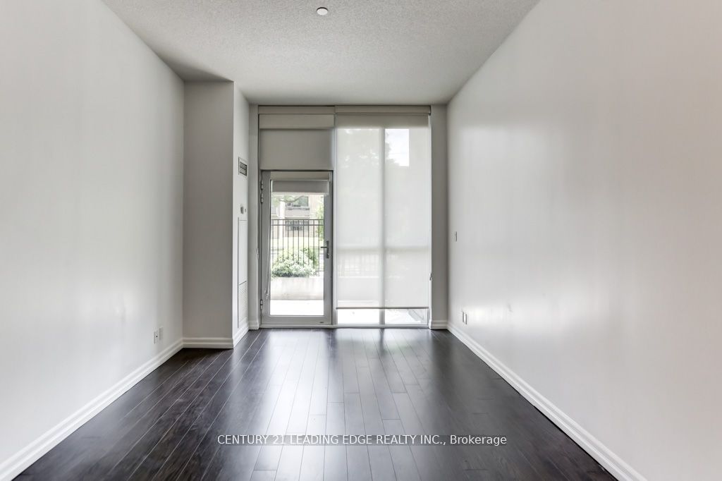 80 ESTHER LORRIE Drive, #107