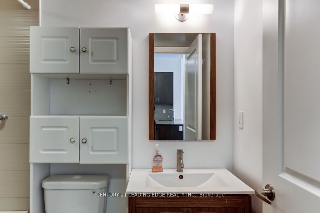 80 ESTHER LORRIE Drive, #107
