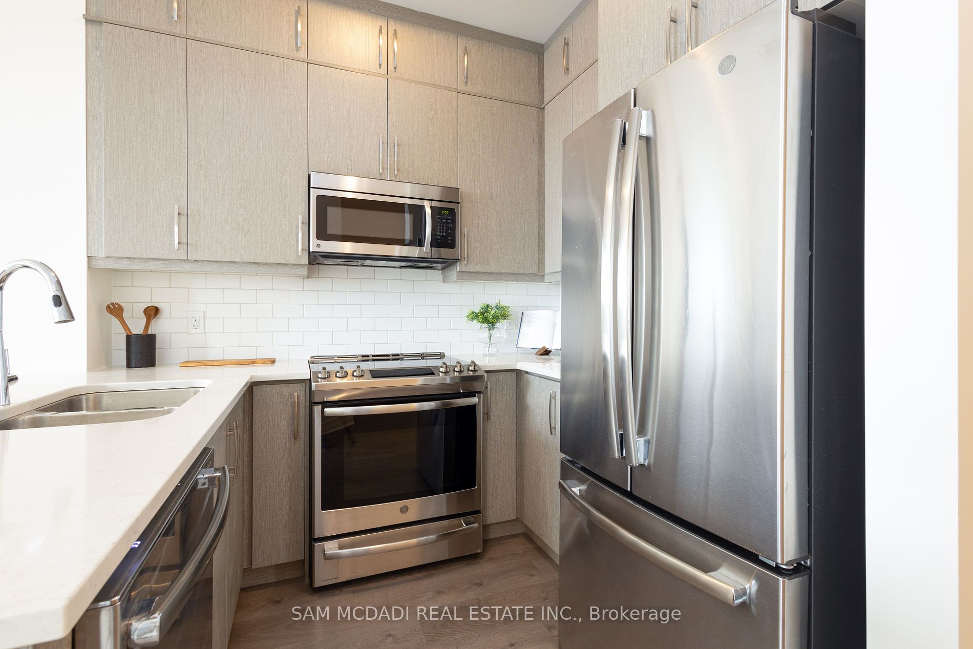 1105 Leger Way, #634