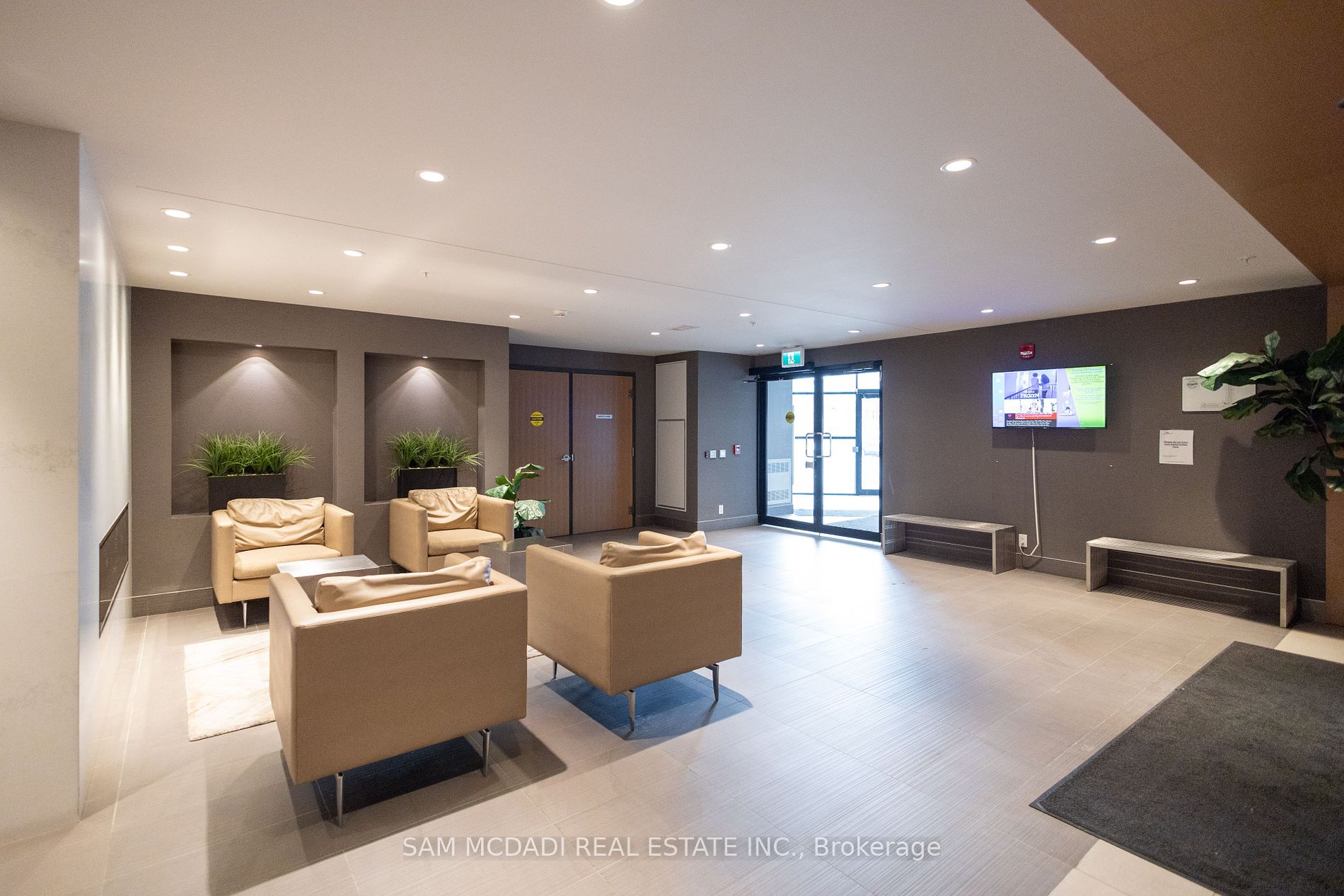 1105 Leger Way, #634