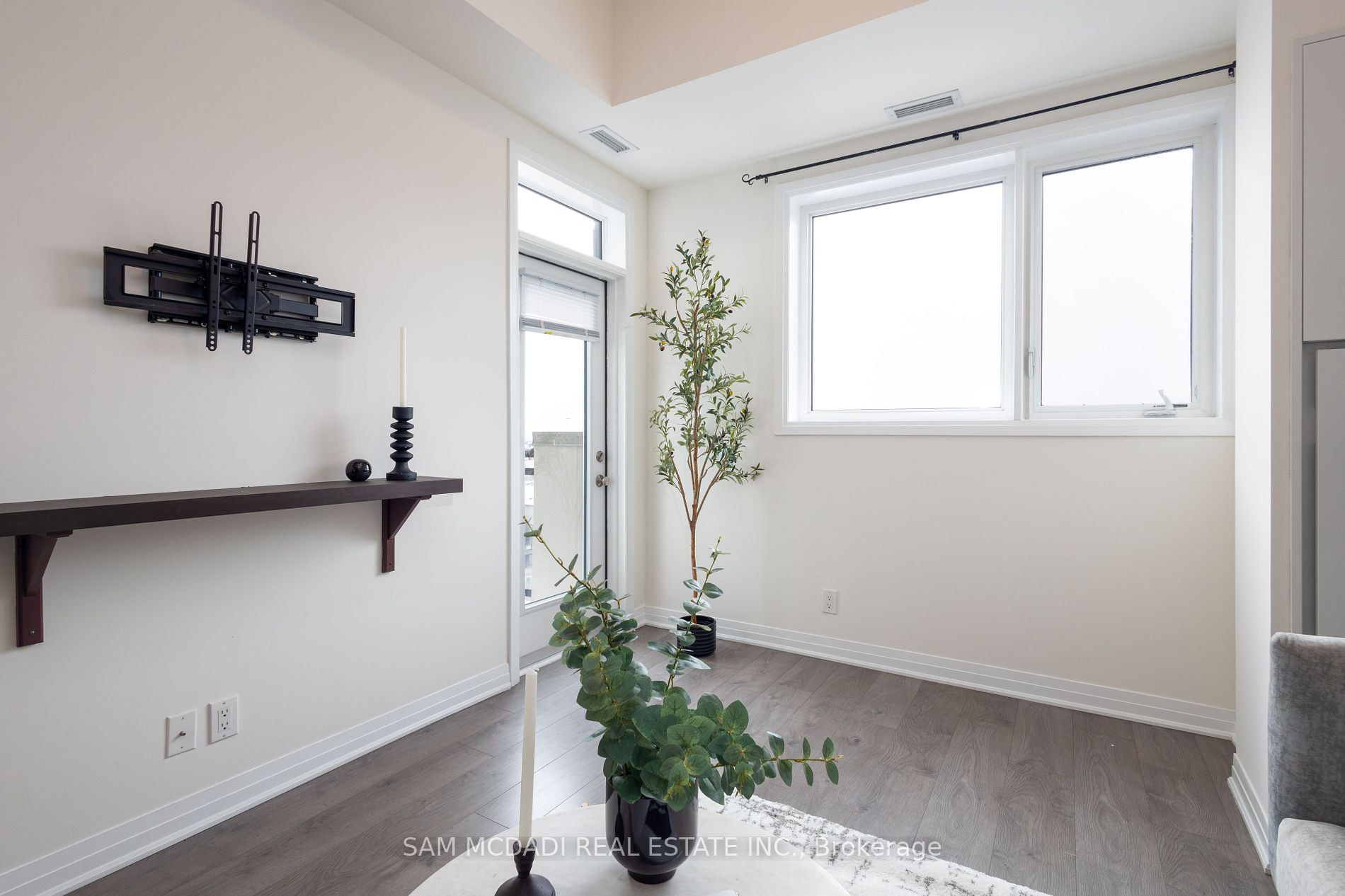 1105 Leger Way, #634