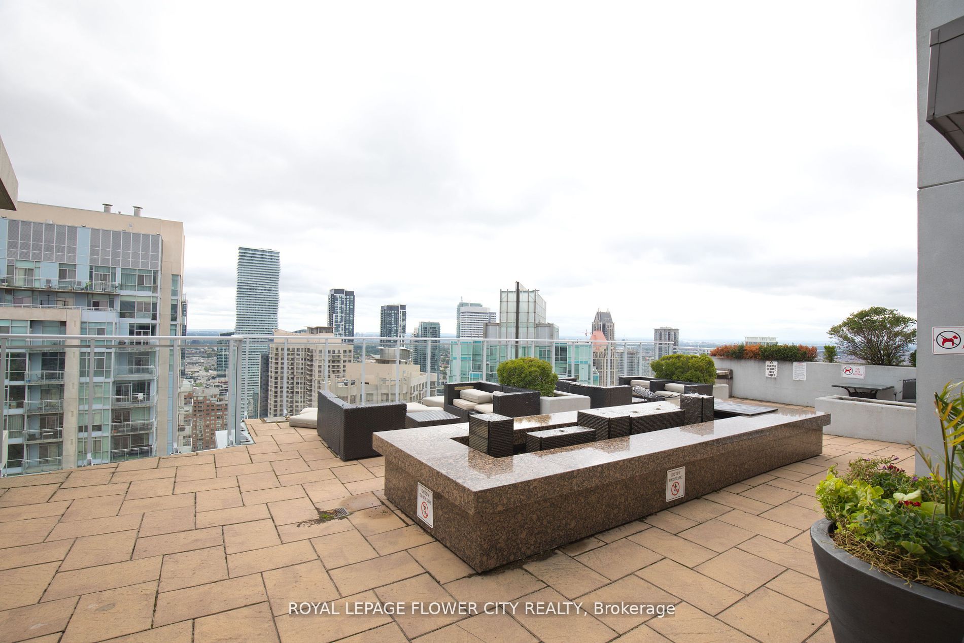 223 Webb Dr, #1712