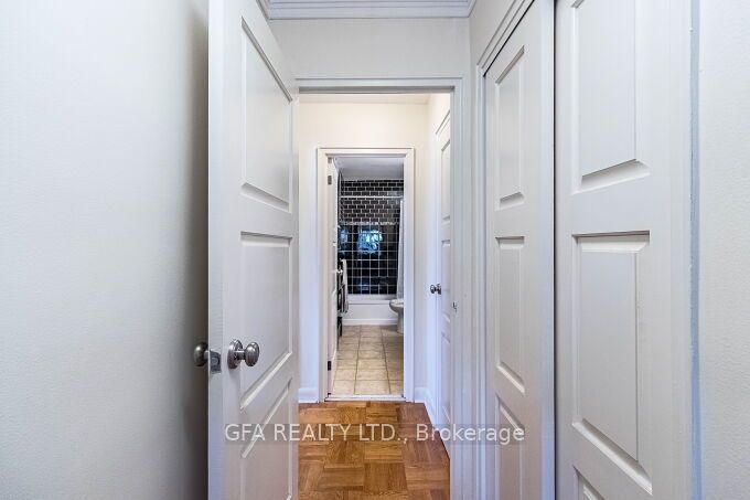185 Stephen Drive, #404