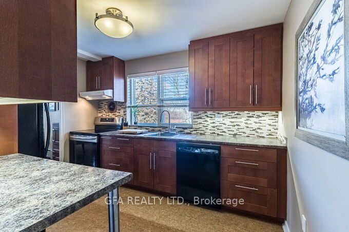 185 Stephen Drive, #404