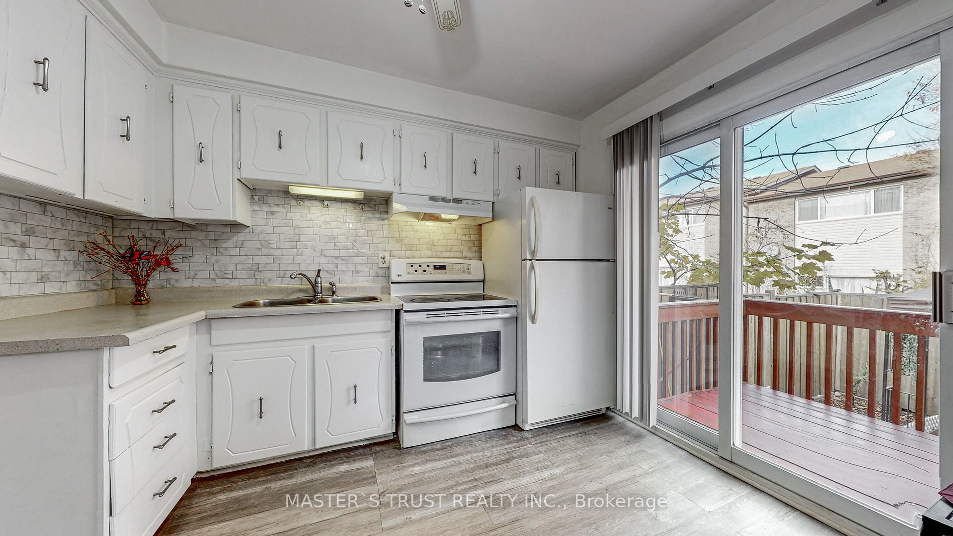2380 Bromsgrove Road, #9