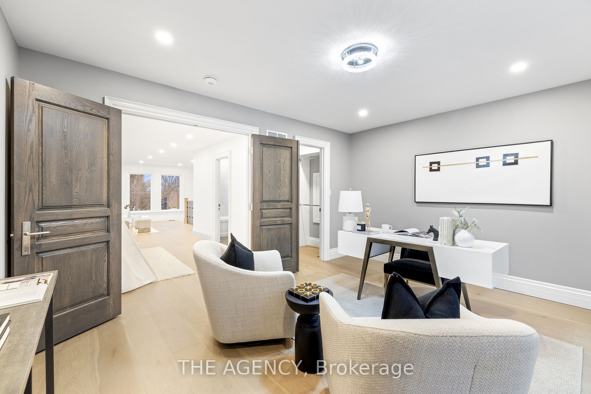 2409 Lakeshore Road