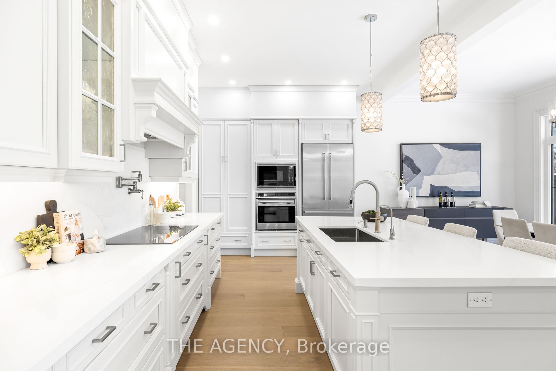 2409 Lakeshore Road