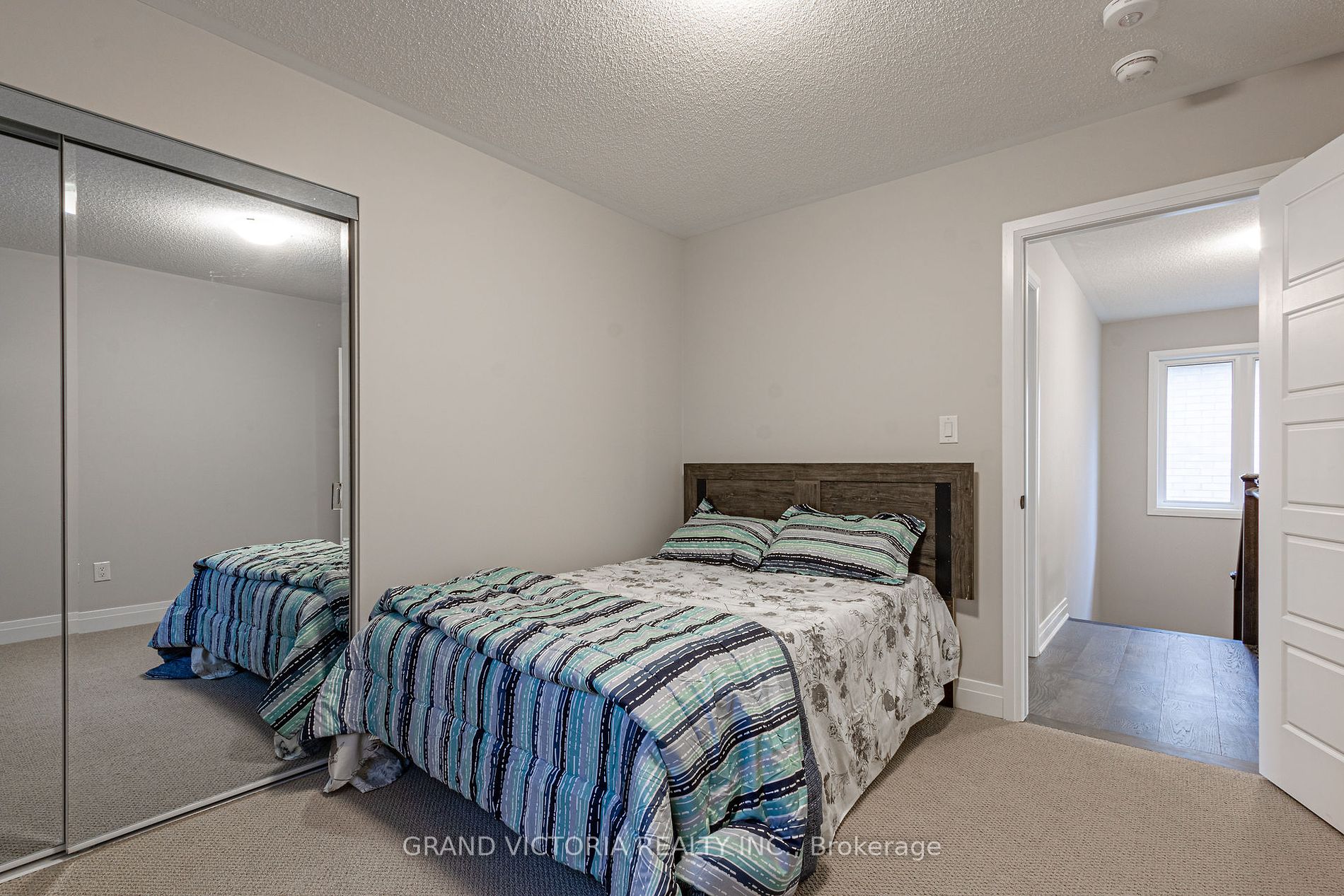 1586 Severn Drive