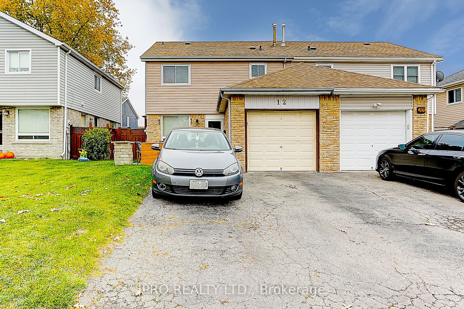 12 Nottawasaga Cres