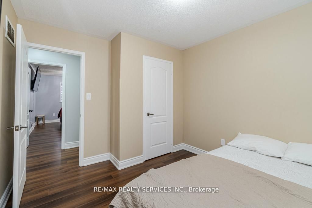 20 Edenvalley Rd