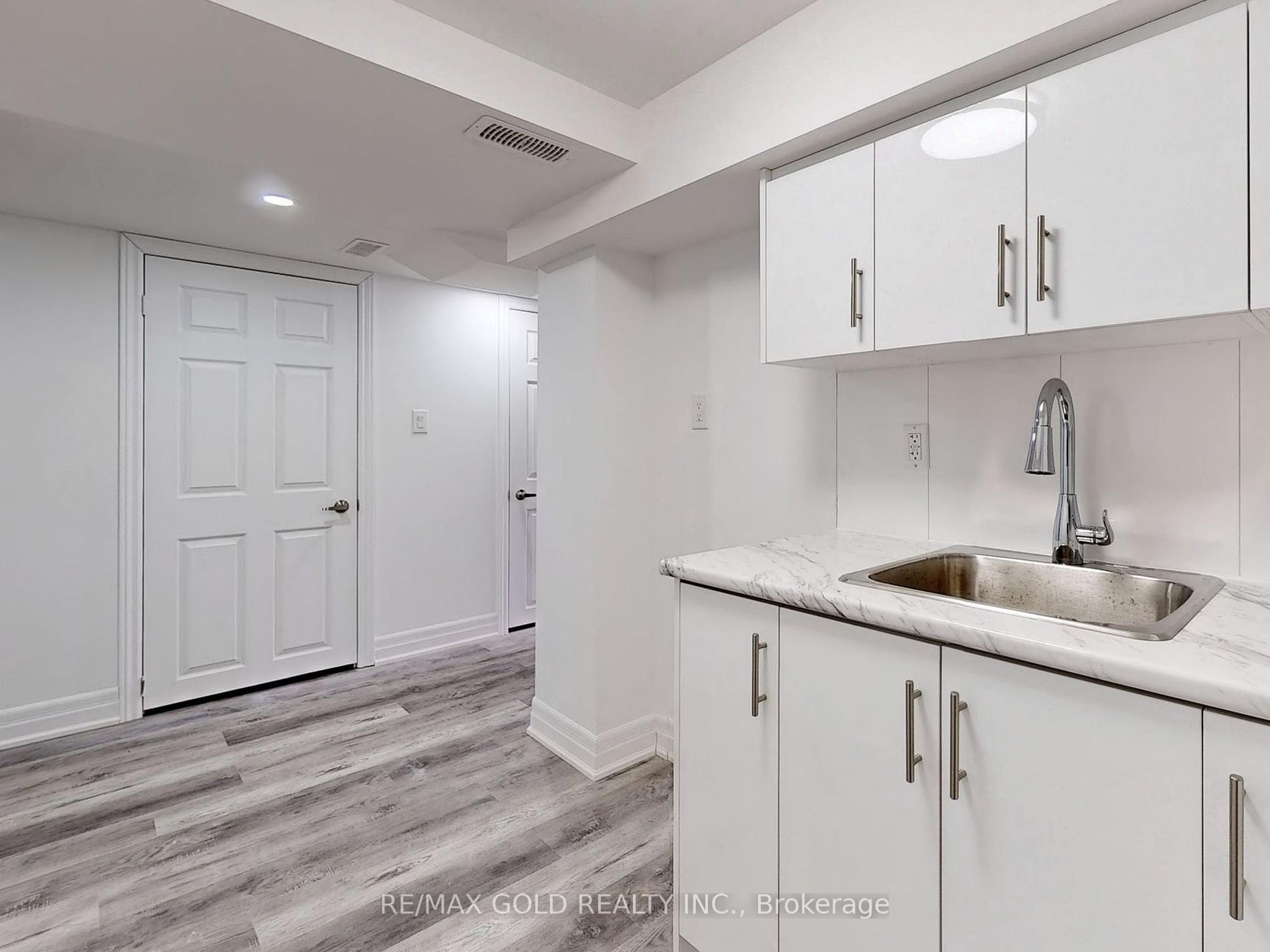 206 Fruitvale Circle