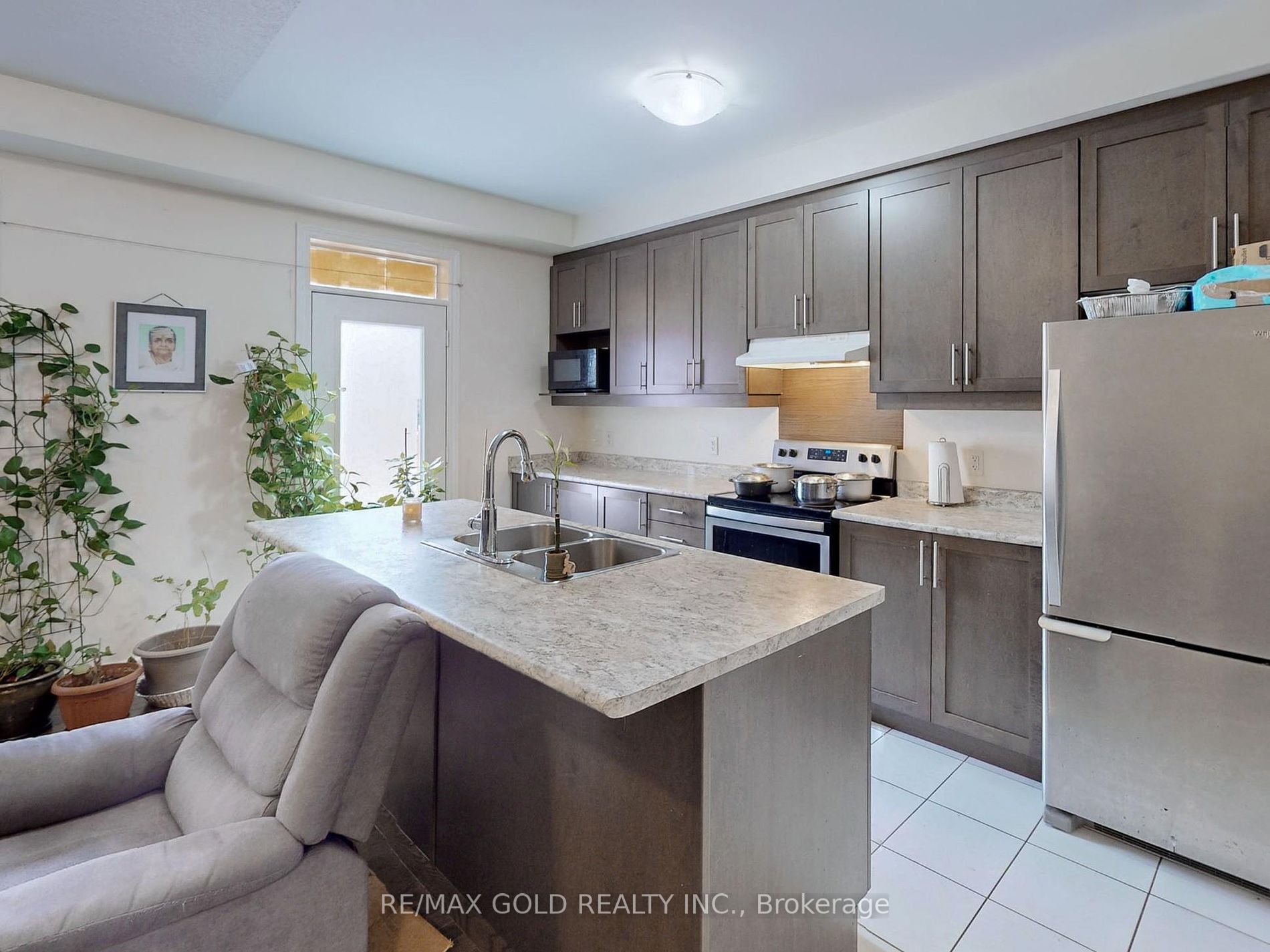 206 Fruitvale Circle