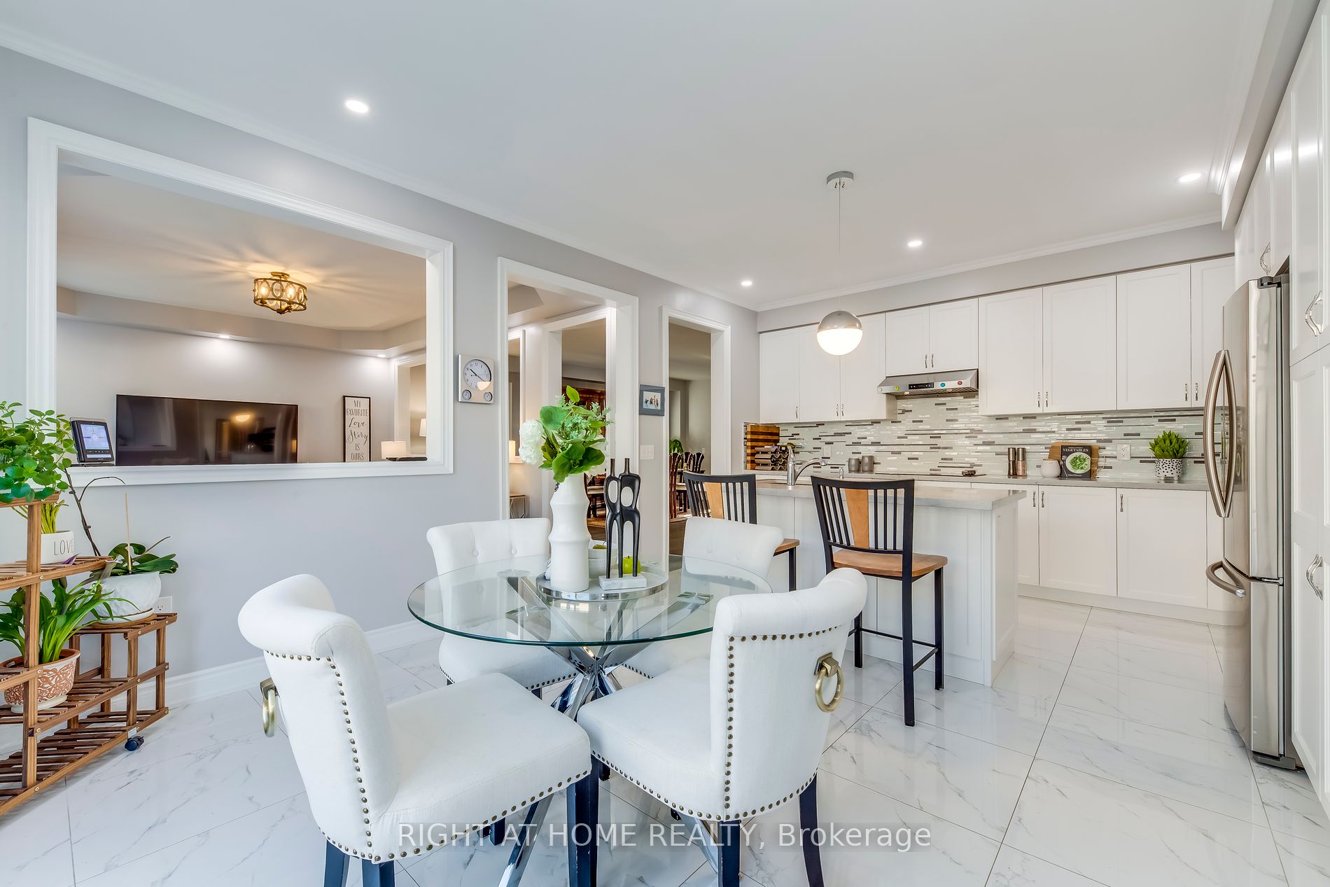 249 Etheridge Ave