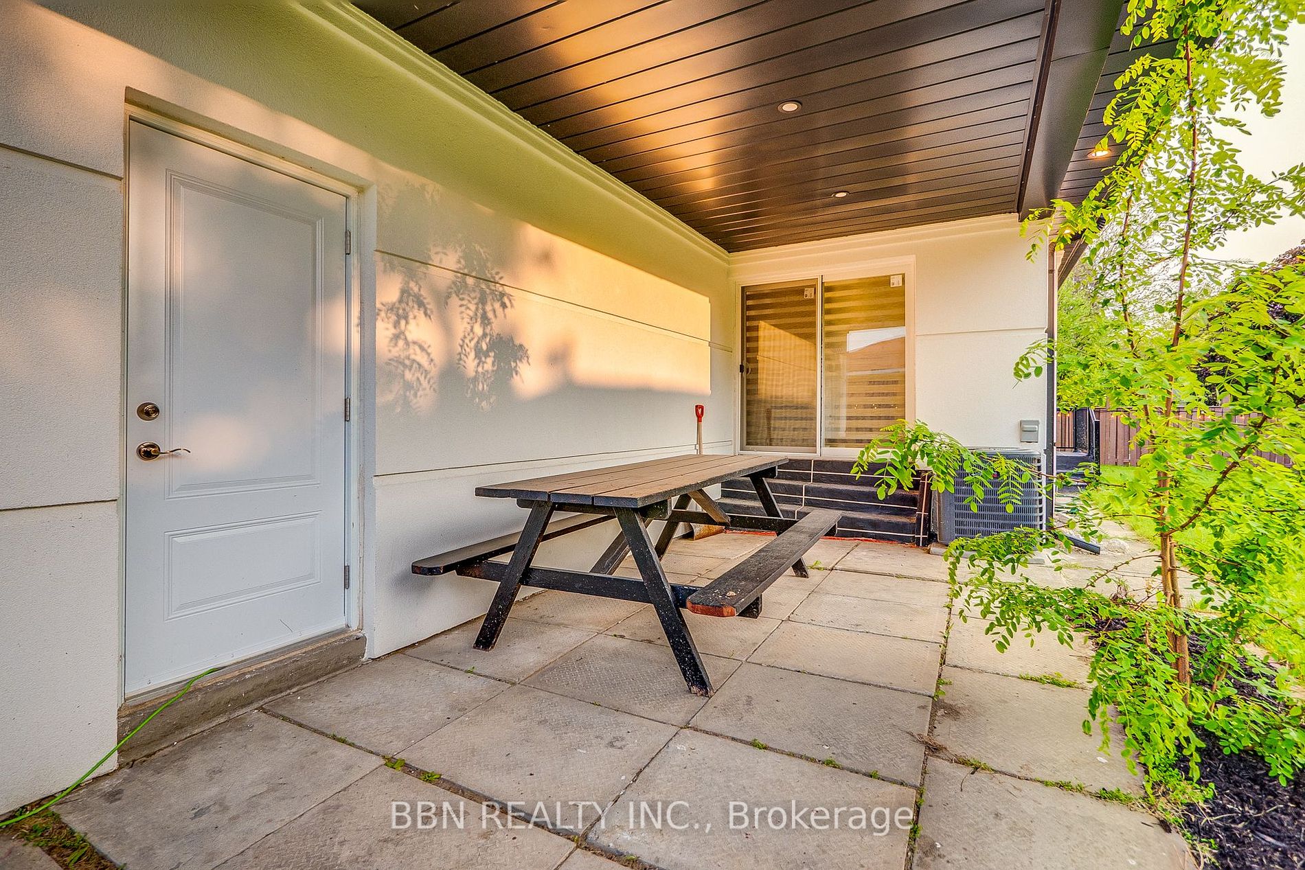 487 Ettridge Court
