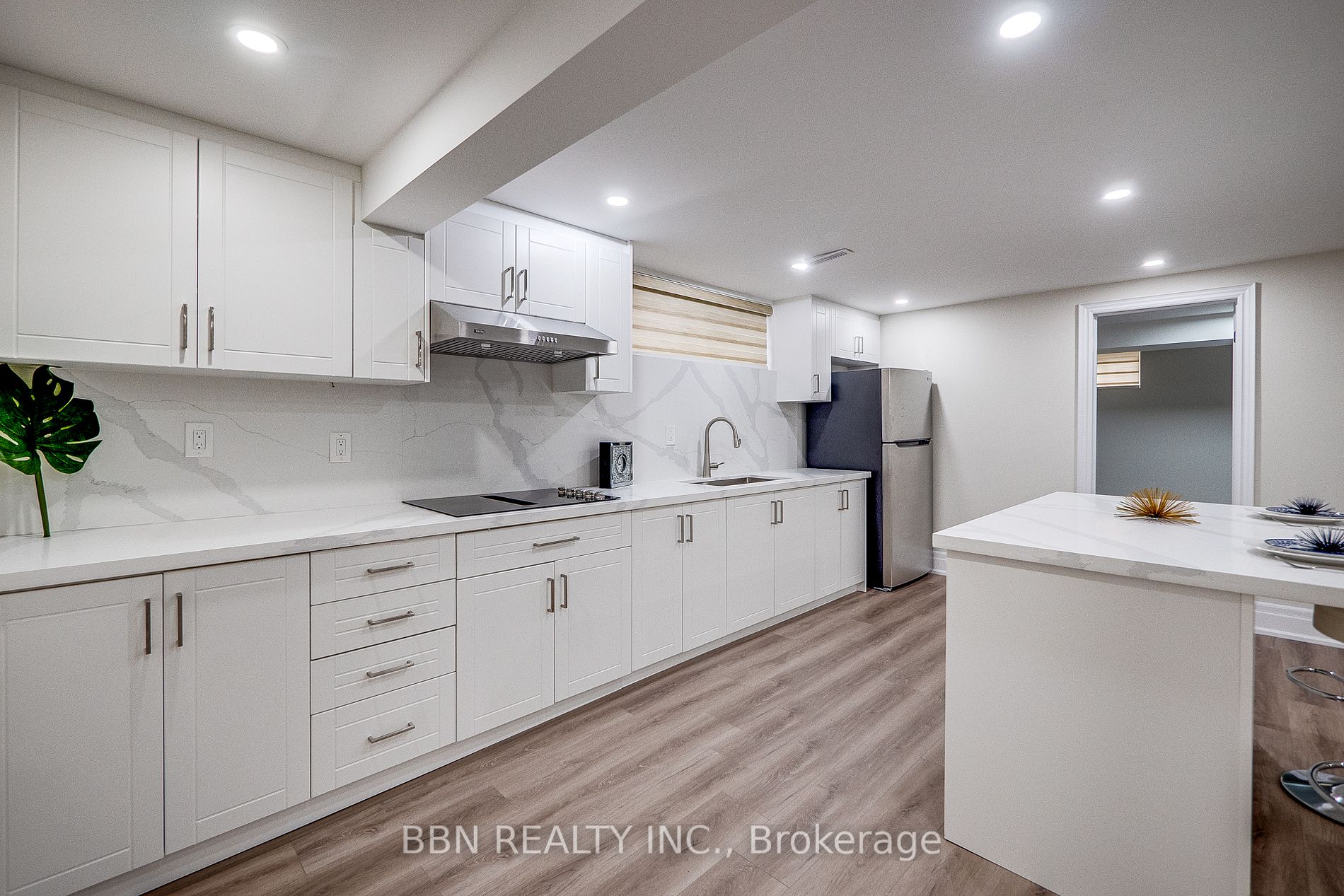 487 Ettridge Court