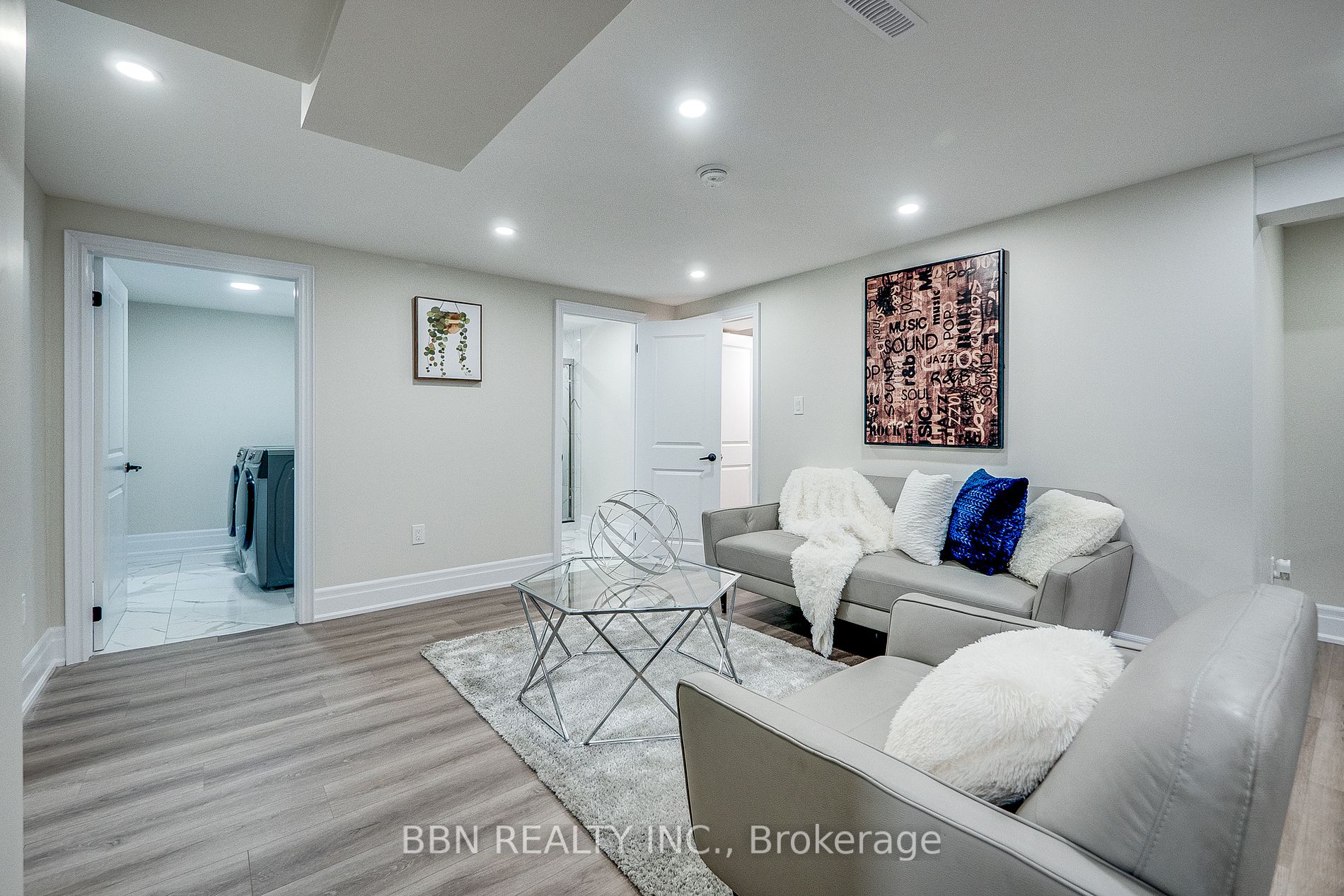 487 Ettridge Court