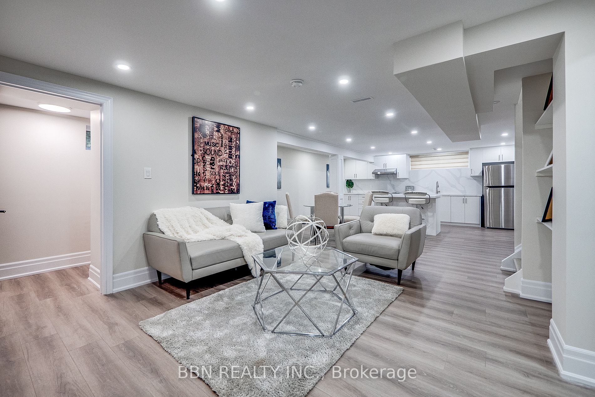 487 Ettridge Court