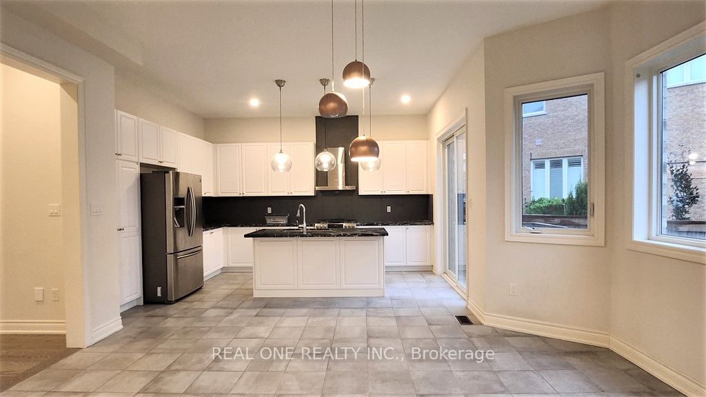 3300 Meadow Marsh Cres