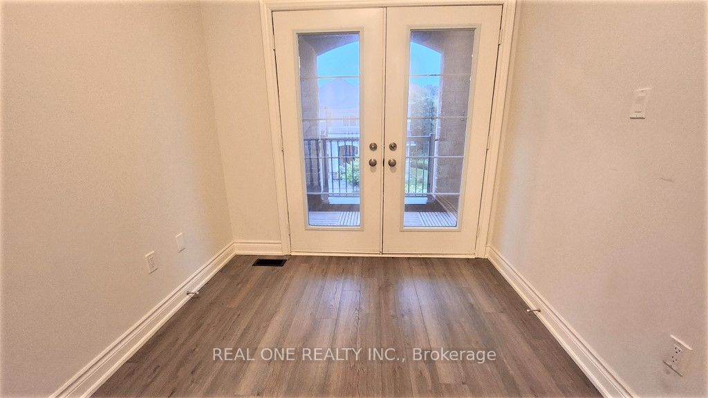 3300 Meadow Marsh Cres