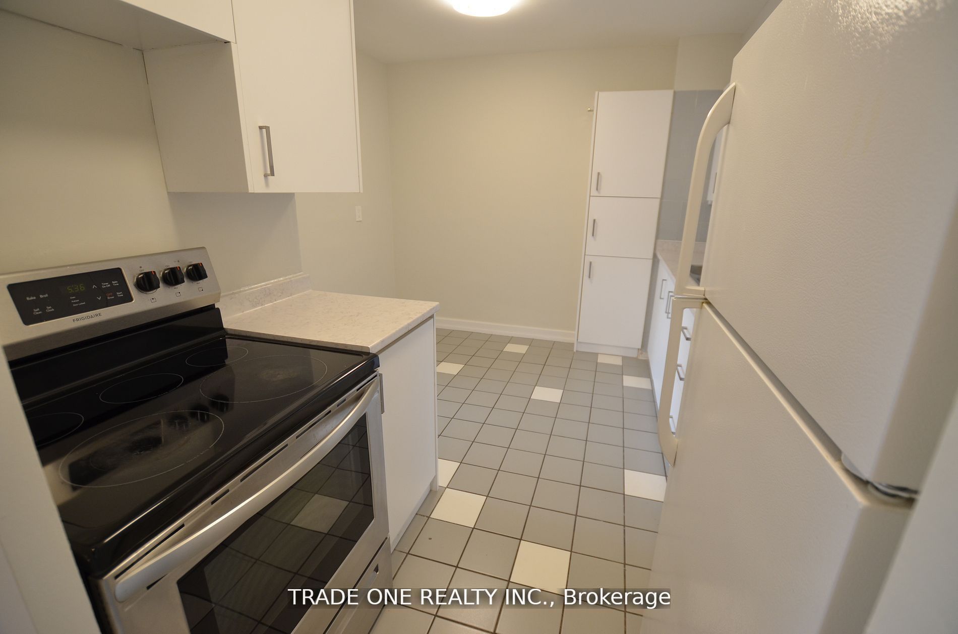 85 Emmett Ave, #506