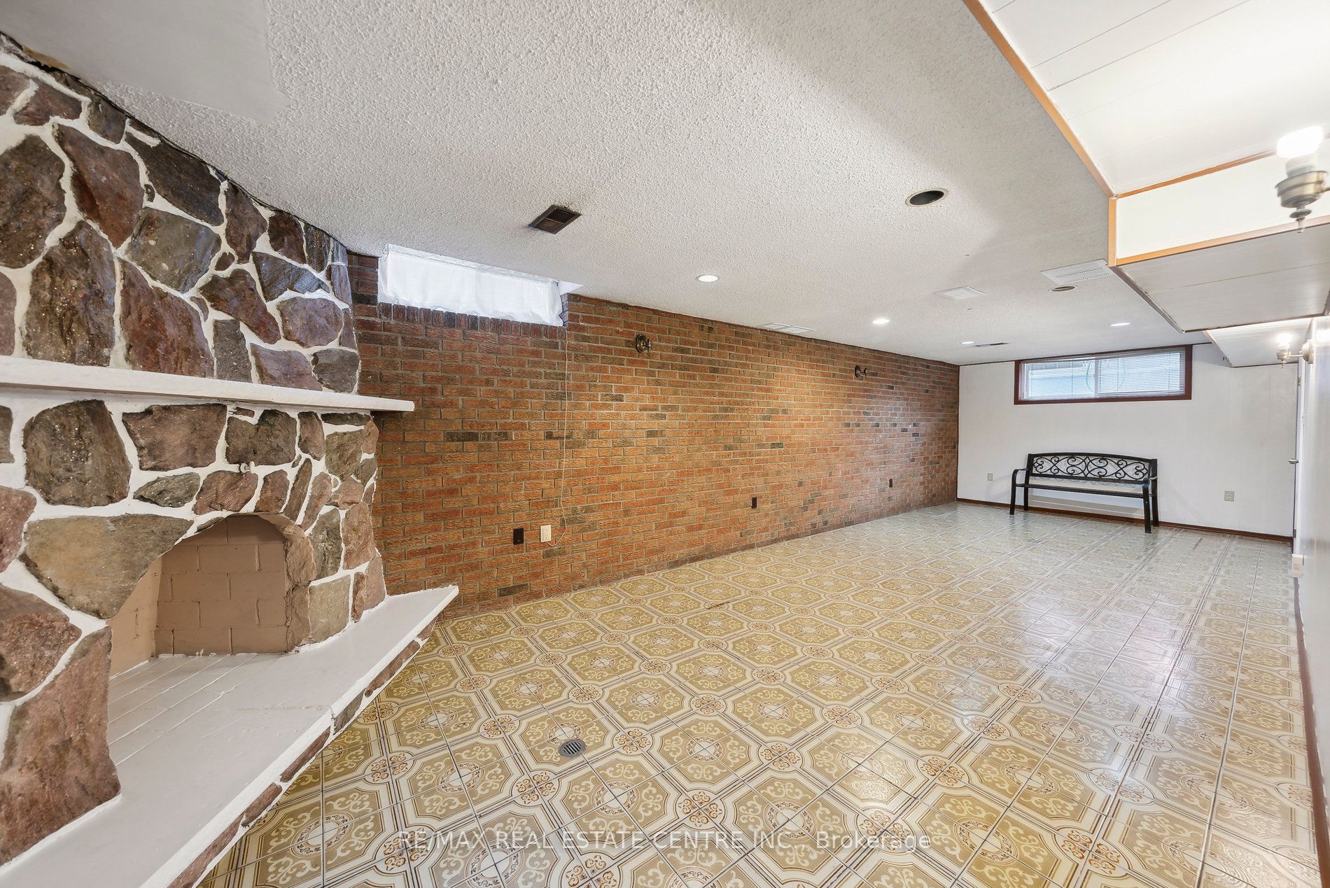 138 Lindylou Road