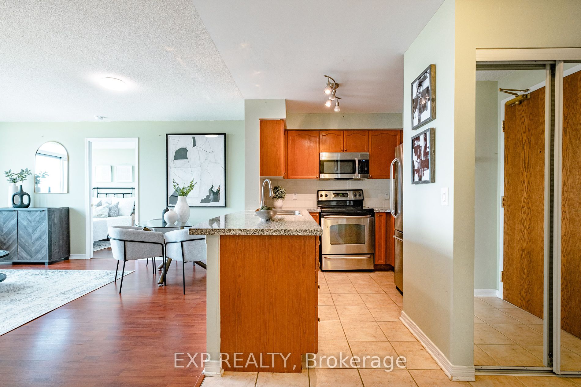 4889 Kimbermount Avenue, #PH7